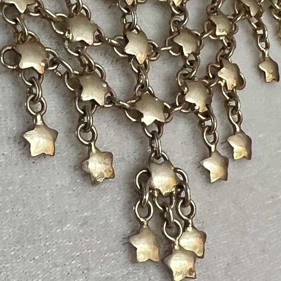 Star Sheath Necklace - Picture 2 of 3